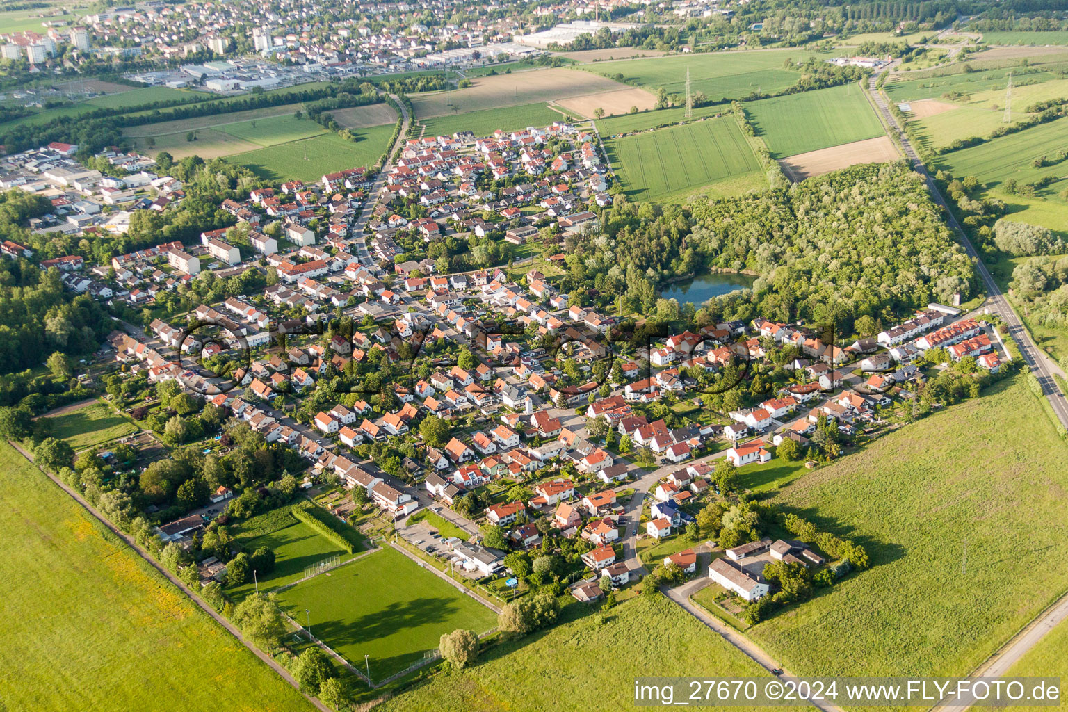 Vue aérienne de Quartier Frauenweiler in Wiesloch dans le département Bade-Wurtemberg, Allemagne