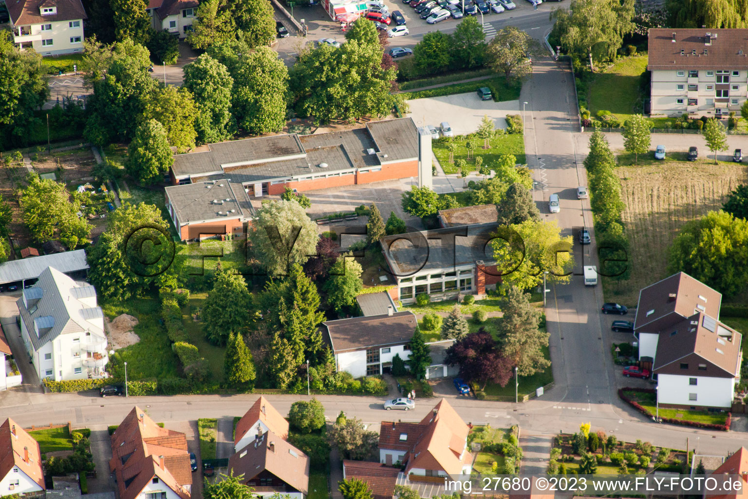 Vue aérienne de Ev. Jardin d'enfants One World à Wiesloch dans le département Bade-Wurtemberg, Allemagne