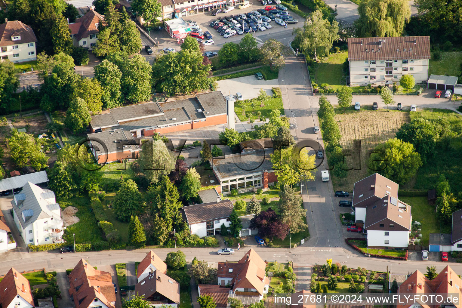 Vue aérienne de Ev. Jardin d'enfants One World à Wiesloch dans le département Bade-Wurtemberg, Allemagne