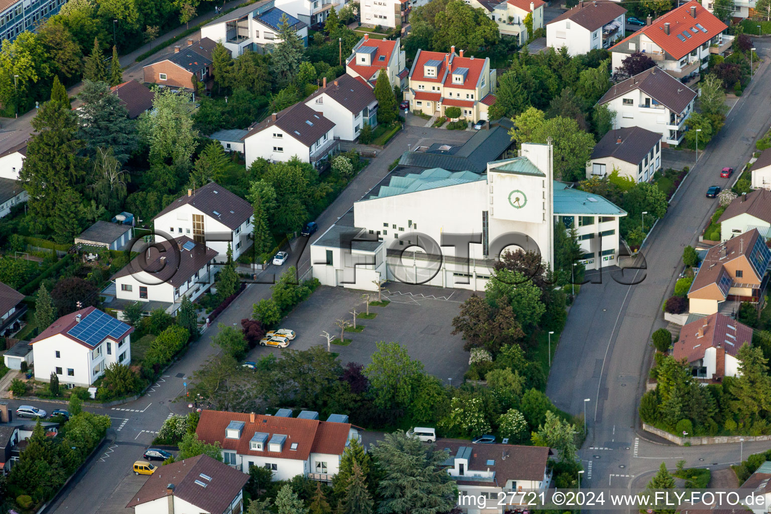 Vue aérienne de Église de la Trinité à Wiesloch dans le département Bade-Wurtemberg, Allemagne