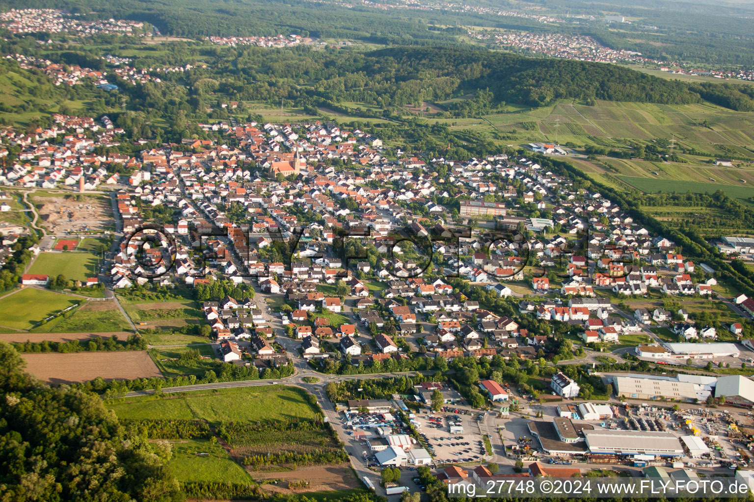 Vue aérienne de Rauenberg dans le département Bade-Wurtemberg, Allemagne