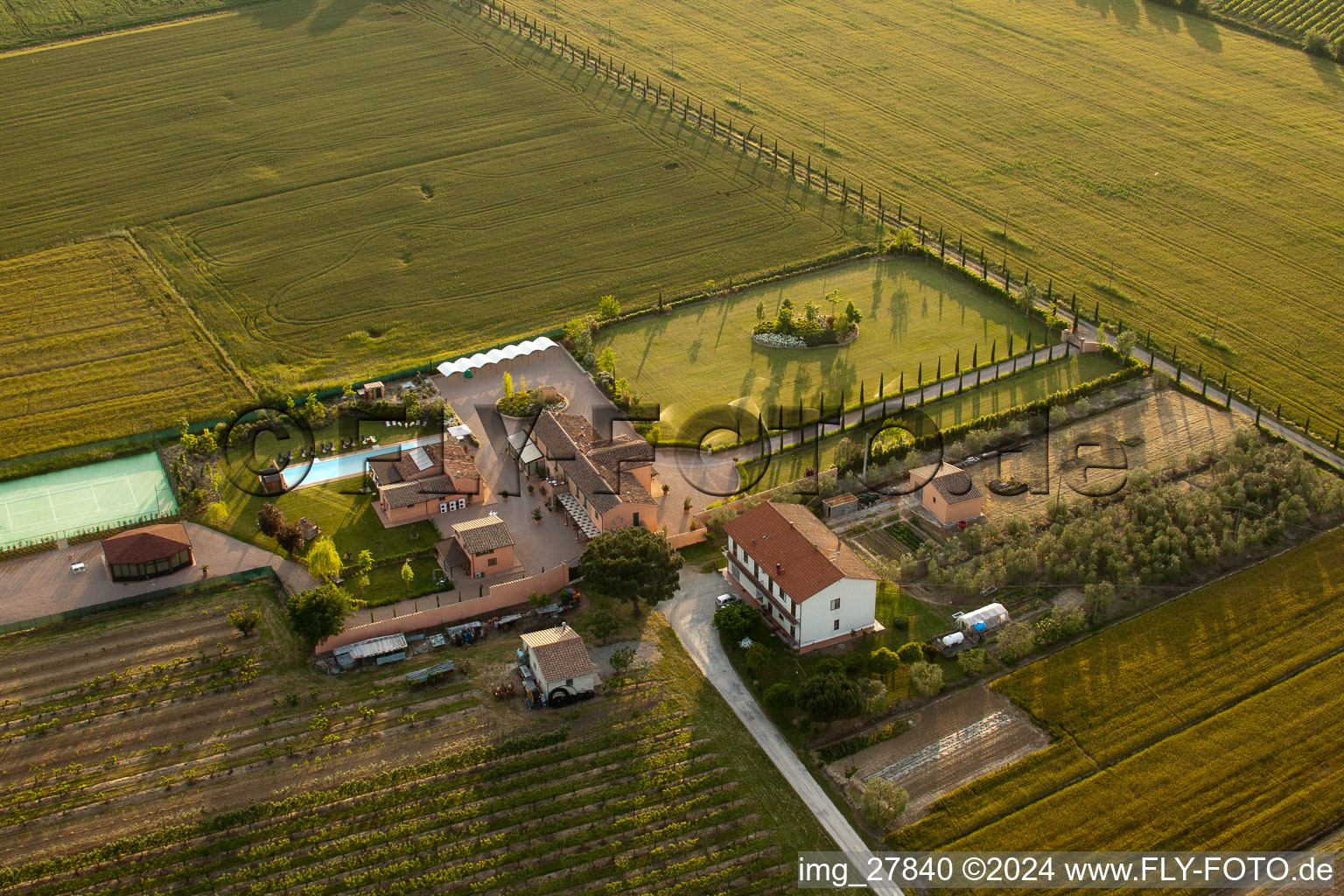 Vue aérienne de Petraia dans le département Ombrie, Italie