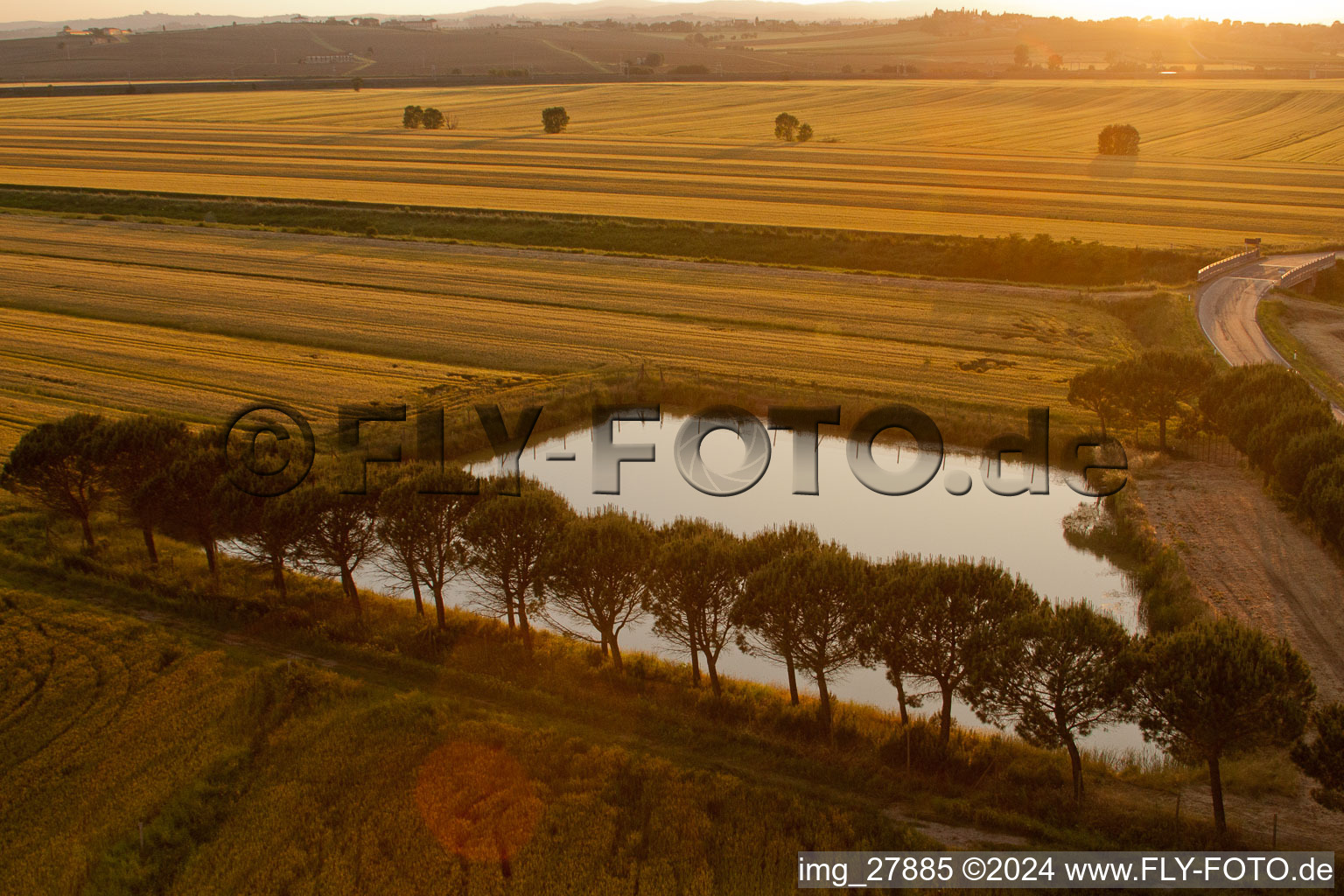 Vue aérienne de Castroncello dans le département Toscane, Italie