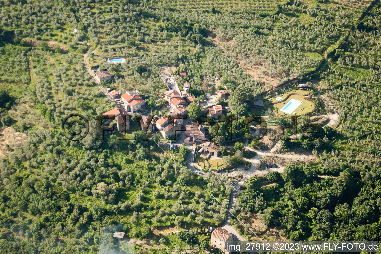 Vue aérienne de Santa Cristina dans le département Toscane, Italie