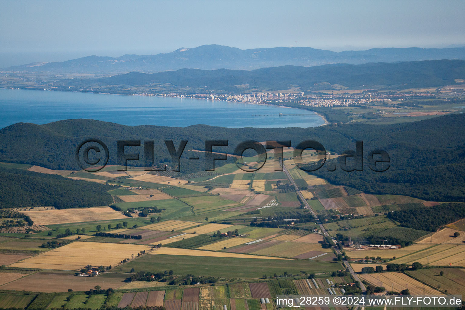 Vue aérienne de Pian d'Alma dans le département Toscane, Italie