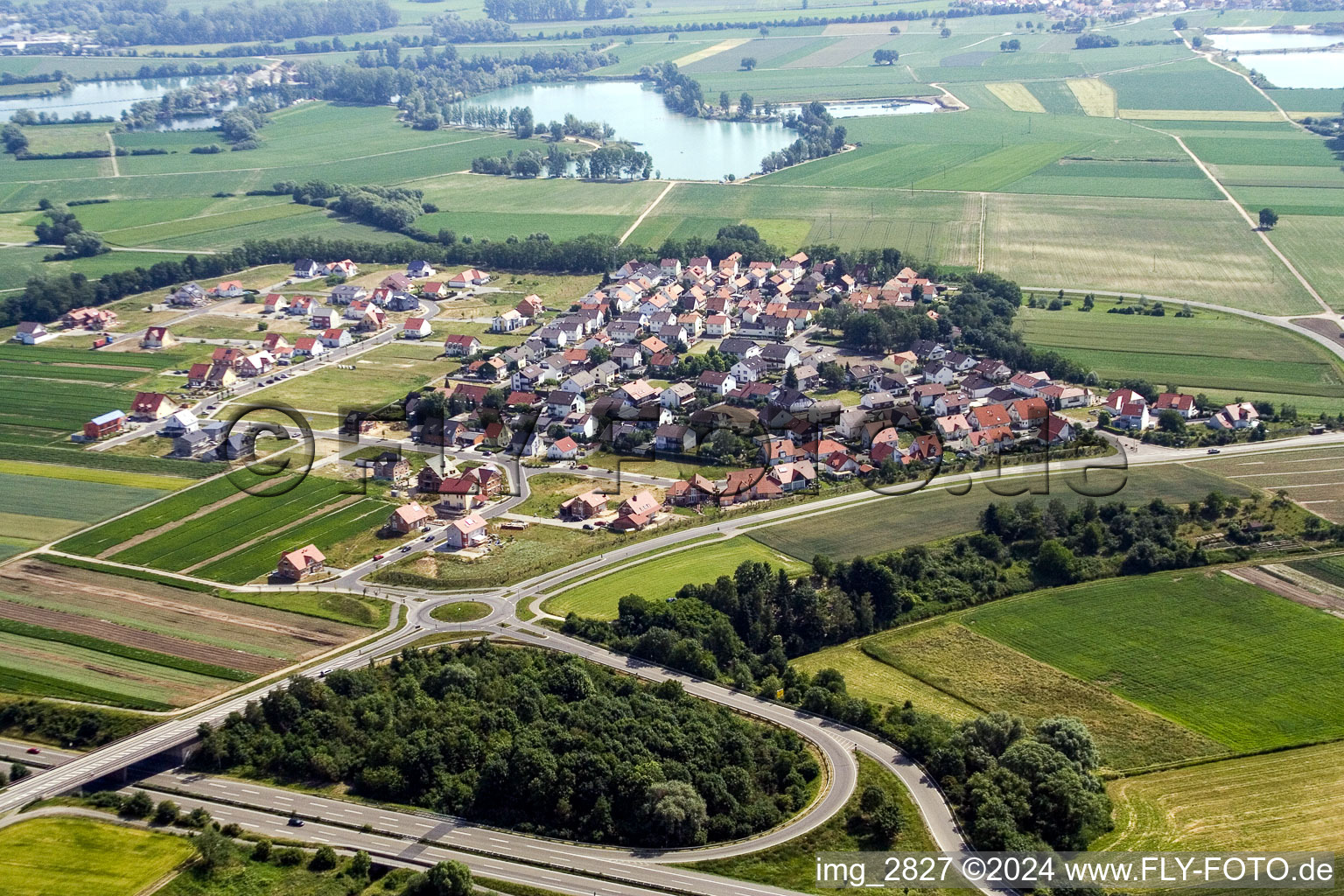 Vue aérienne de Nouvelle zone de développement Hardtwald à le quartier Hardtwald in Neupotz dans le département Rhénanie-Palatinat, Allemagne