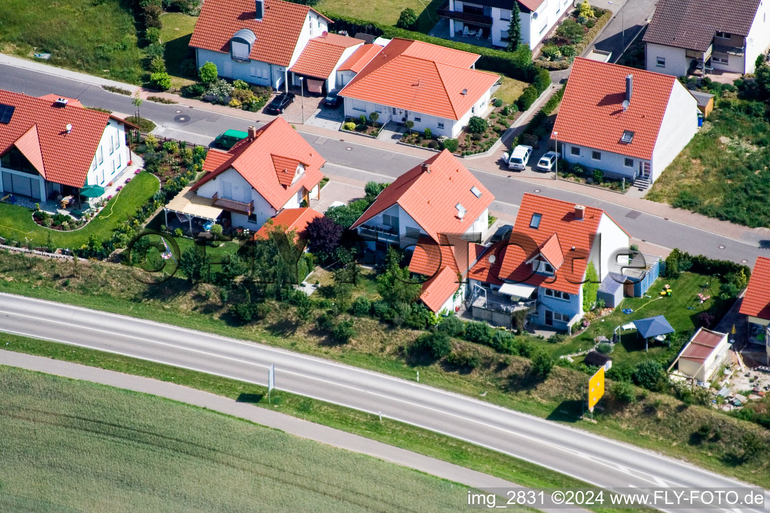 Vue oblique de Nouvelle zone de développement Hardtwald à le quartier Hardtwald in Neupotz dans le département Rhénanie-Palatinat, Allemagne