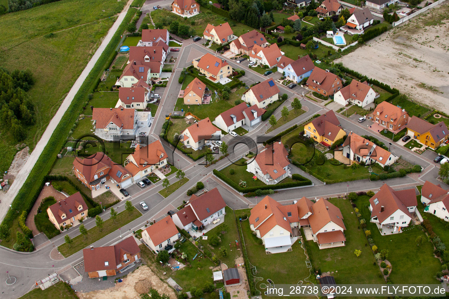 Vue aérienne de Site de l'ancien supermarché à Lauterbourg dans le département Bas Rhin, France