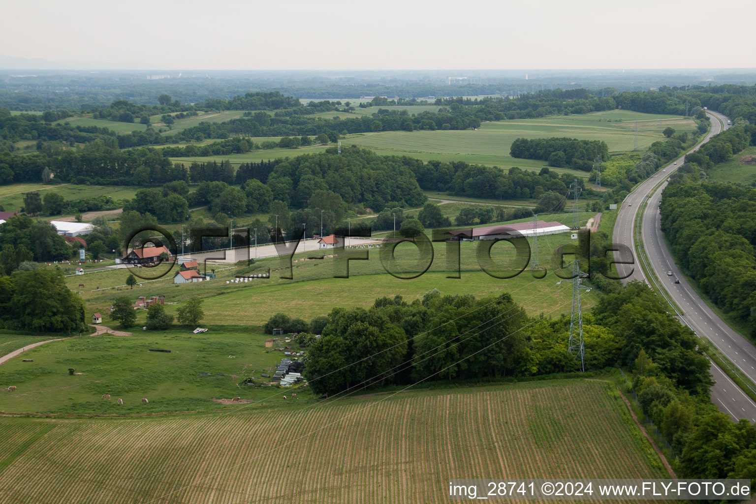 Image drone de Haras de la Née à Neewiller-près-Lauterbourg dans le département Bas Rhin, France