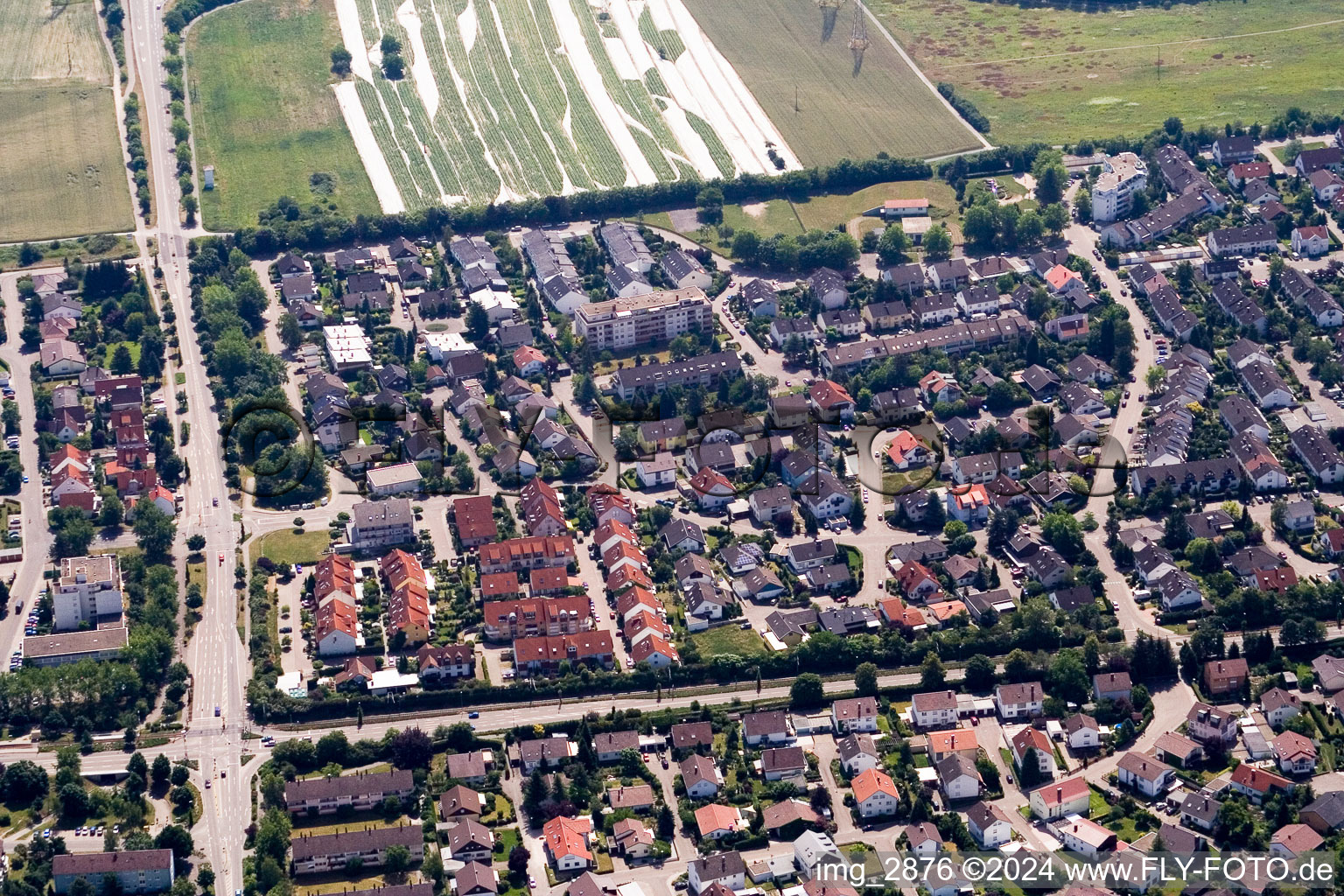 Quartier Leopoldshafen in Eggenstein-Leopoldshafen dans le département Bade-Wurtemberg, Allemagne d'en haut