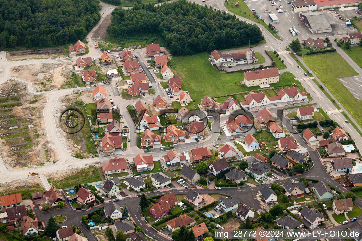 Image drone de Seltz dans le département Bas Rhin, France