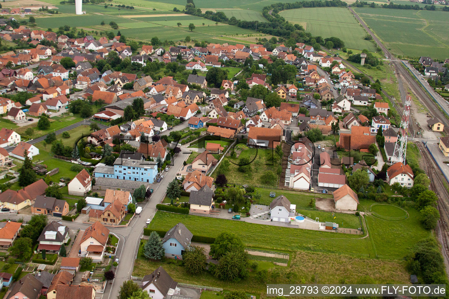 Rœschwoog dans le département Bas Rhin, France d'en haut