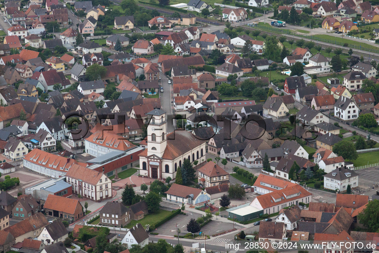 Vue aérienne de Drusenheim dans le département Bas Rhin, France