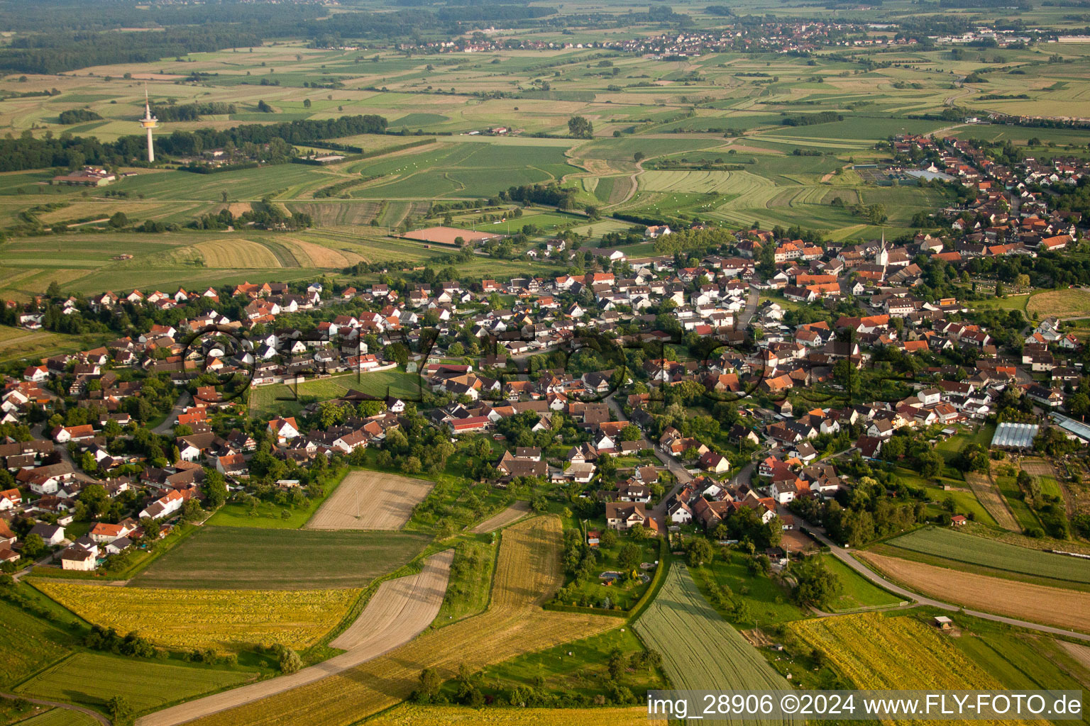 Legelshurst dans le département Bade-Wurtemberg, Allemagne depuis l'avion