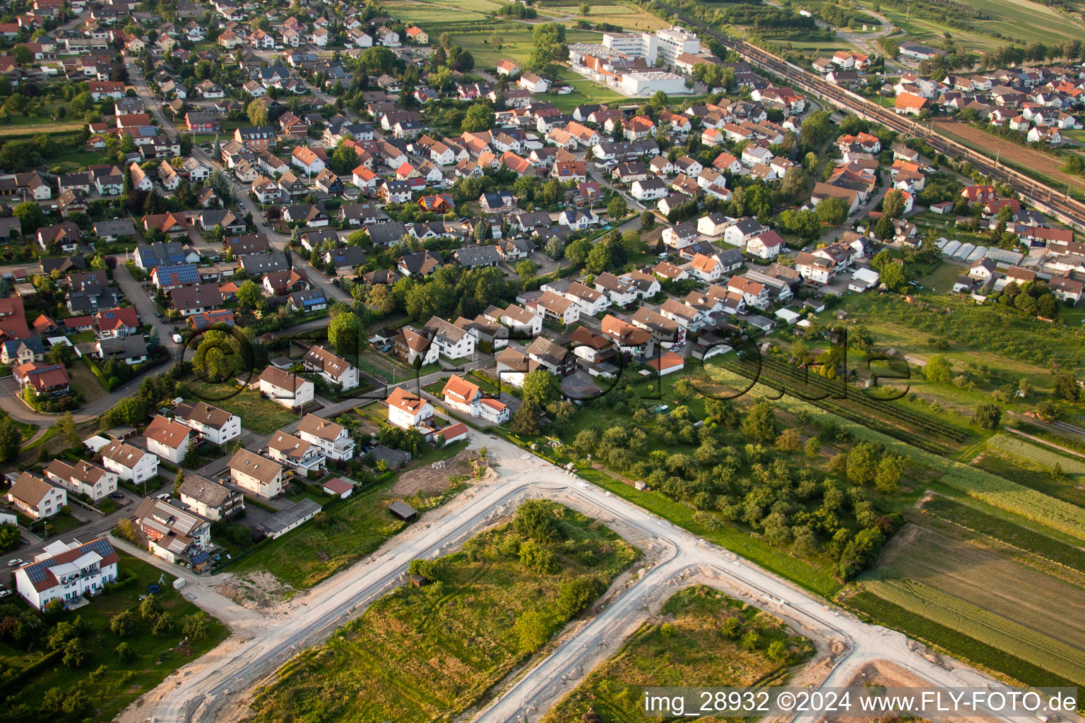 Vue oblique de Rue Runzweg à le quartier Urloffen in Appenweier dans le département Bade-Wurtemberg, Allemagne