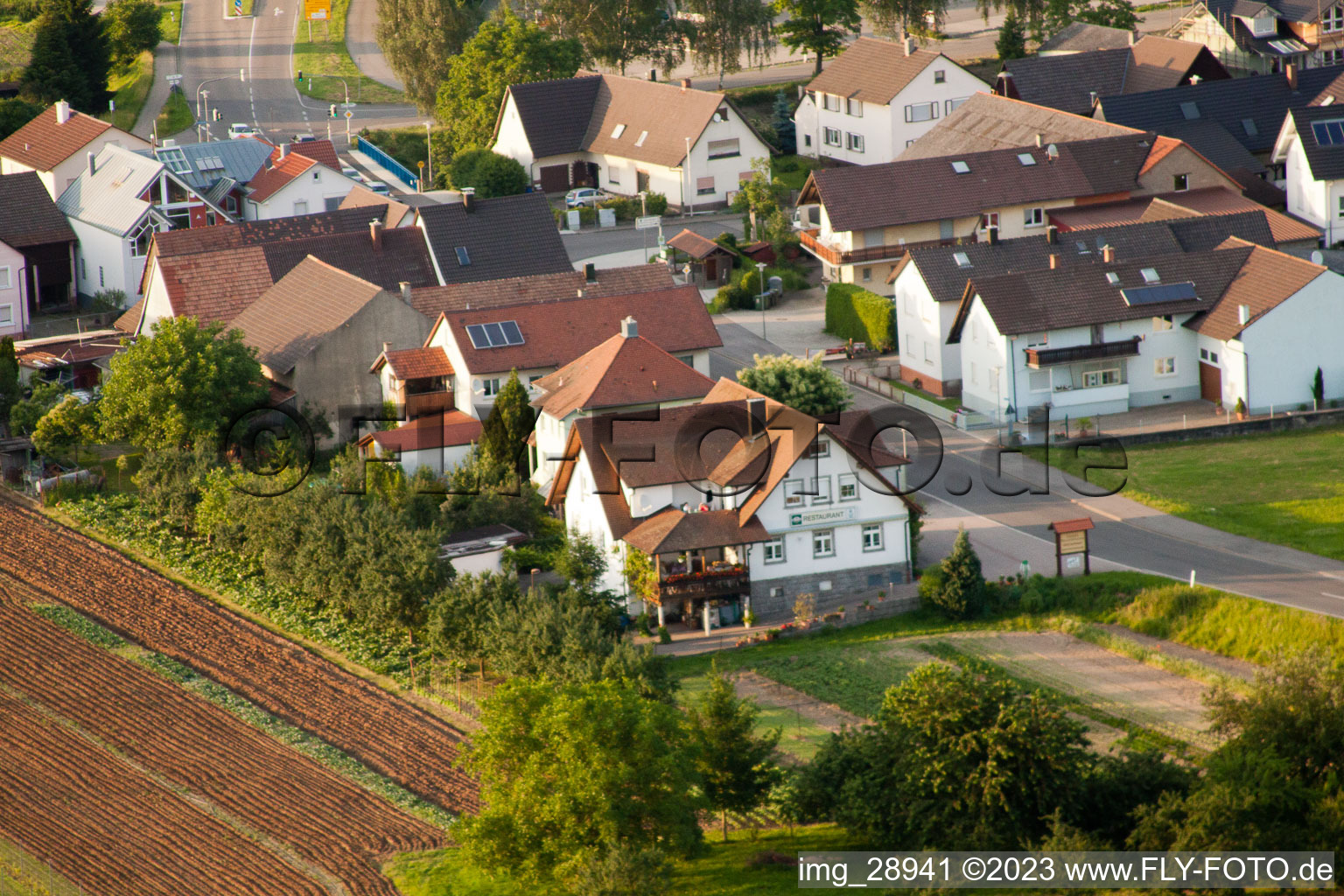 Vue aérienne de Chambres, salle du raifort de Gaukel à le quartier Urloffen in Appenweier dans le département Bade-Wurtemberg, Allemagne