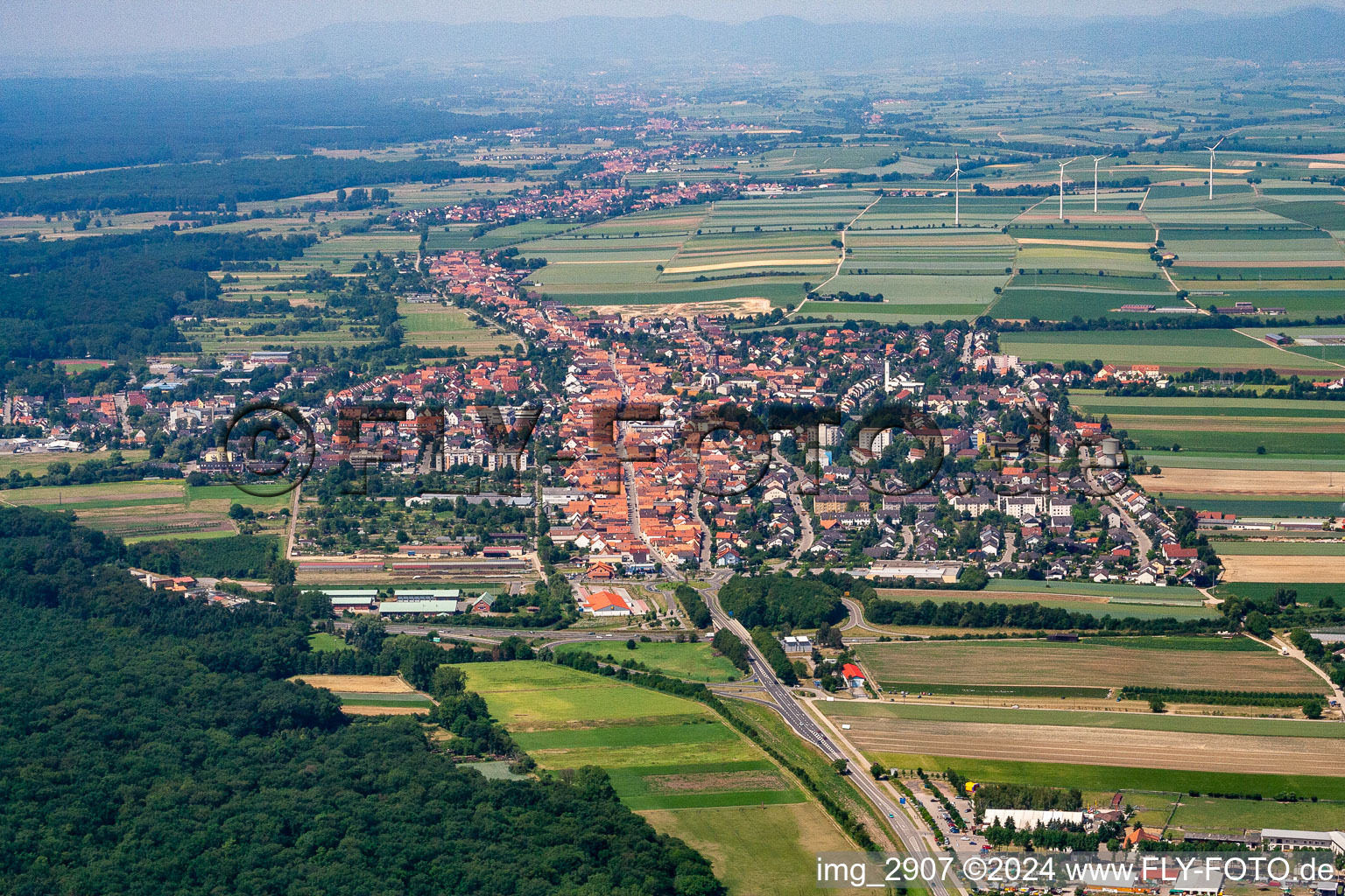 Vue oblique de De l'est à Kandel dans le département Rhénanie-Palatinat, Allemagne