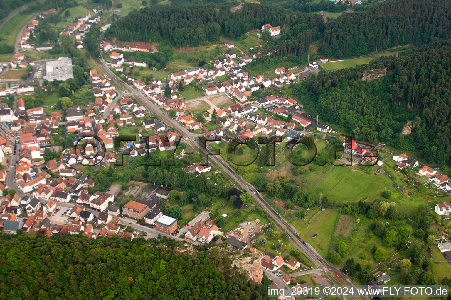 Vue aérienne de Dahn dans le département Rhénanie-Palatinat, Allemagne