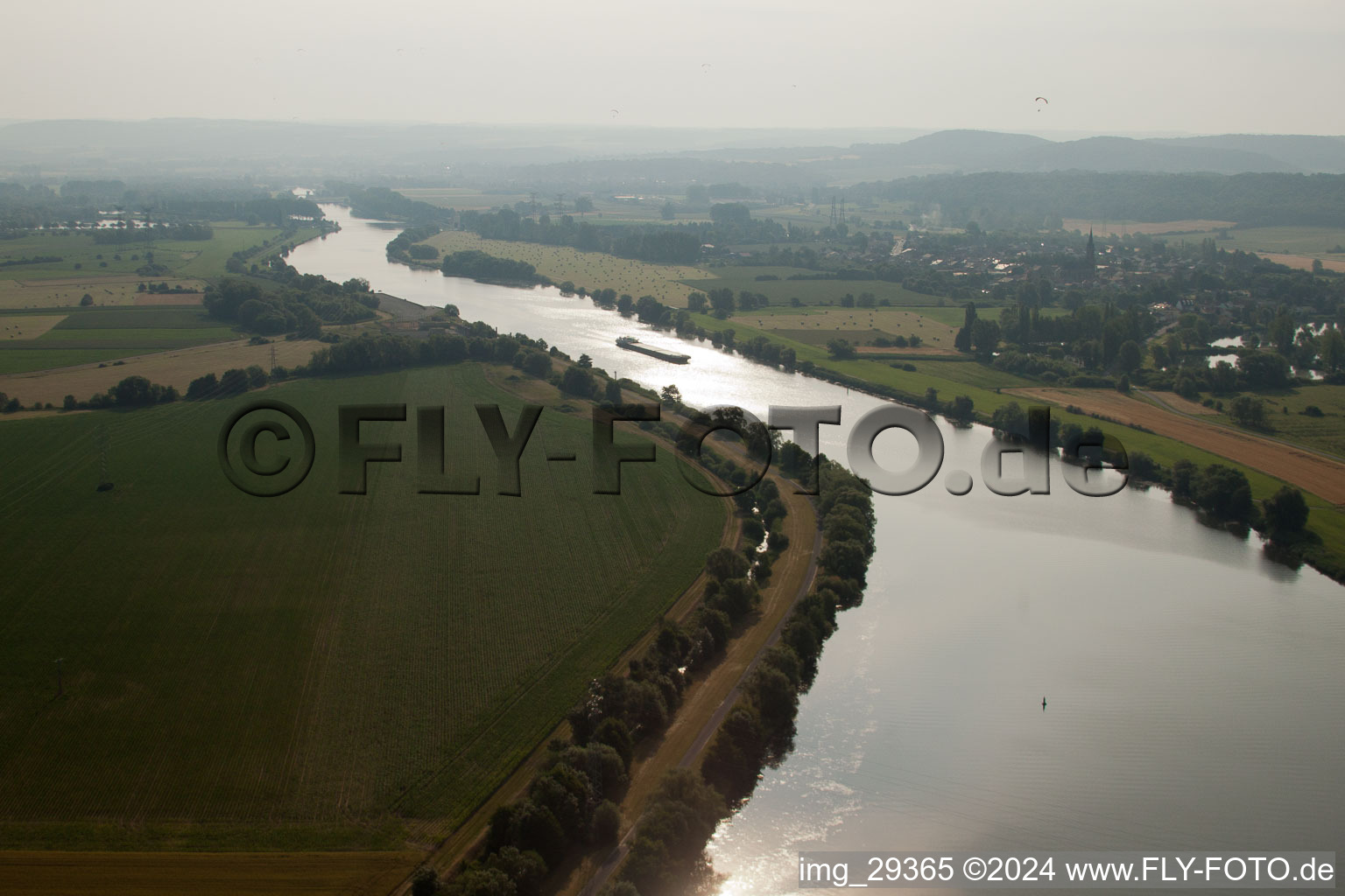 Vue aérienne de Jambon de bar à Basse-Ham dans le département Moselle, France