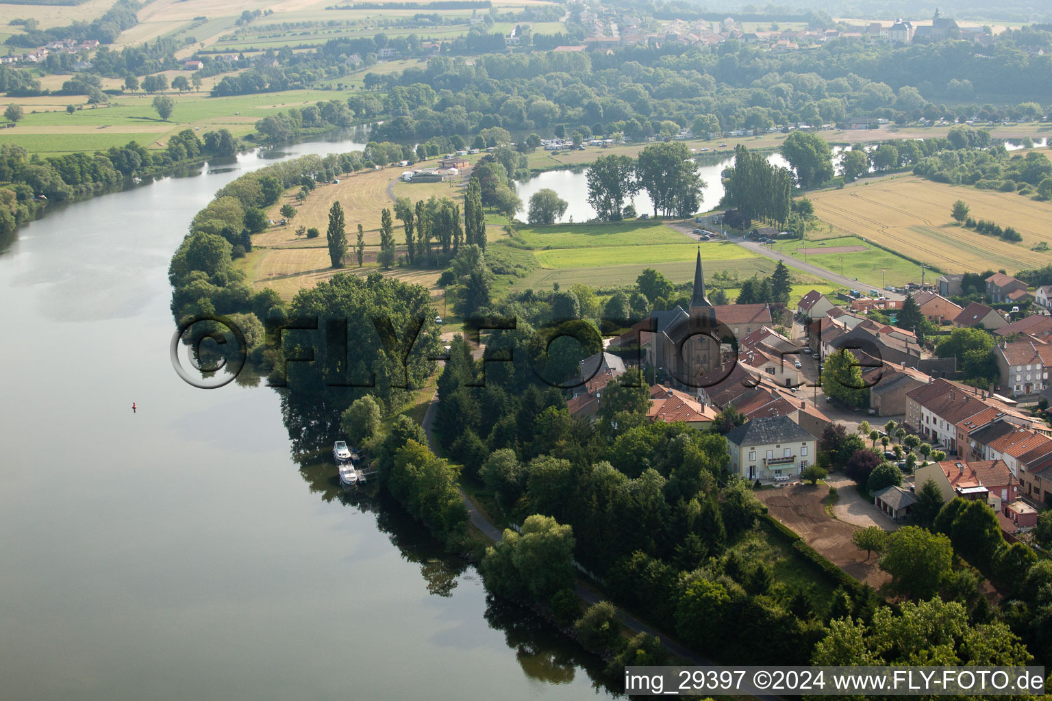 Vue aérienne de Gavisse dans le département Moselle, France