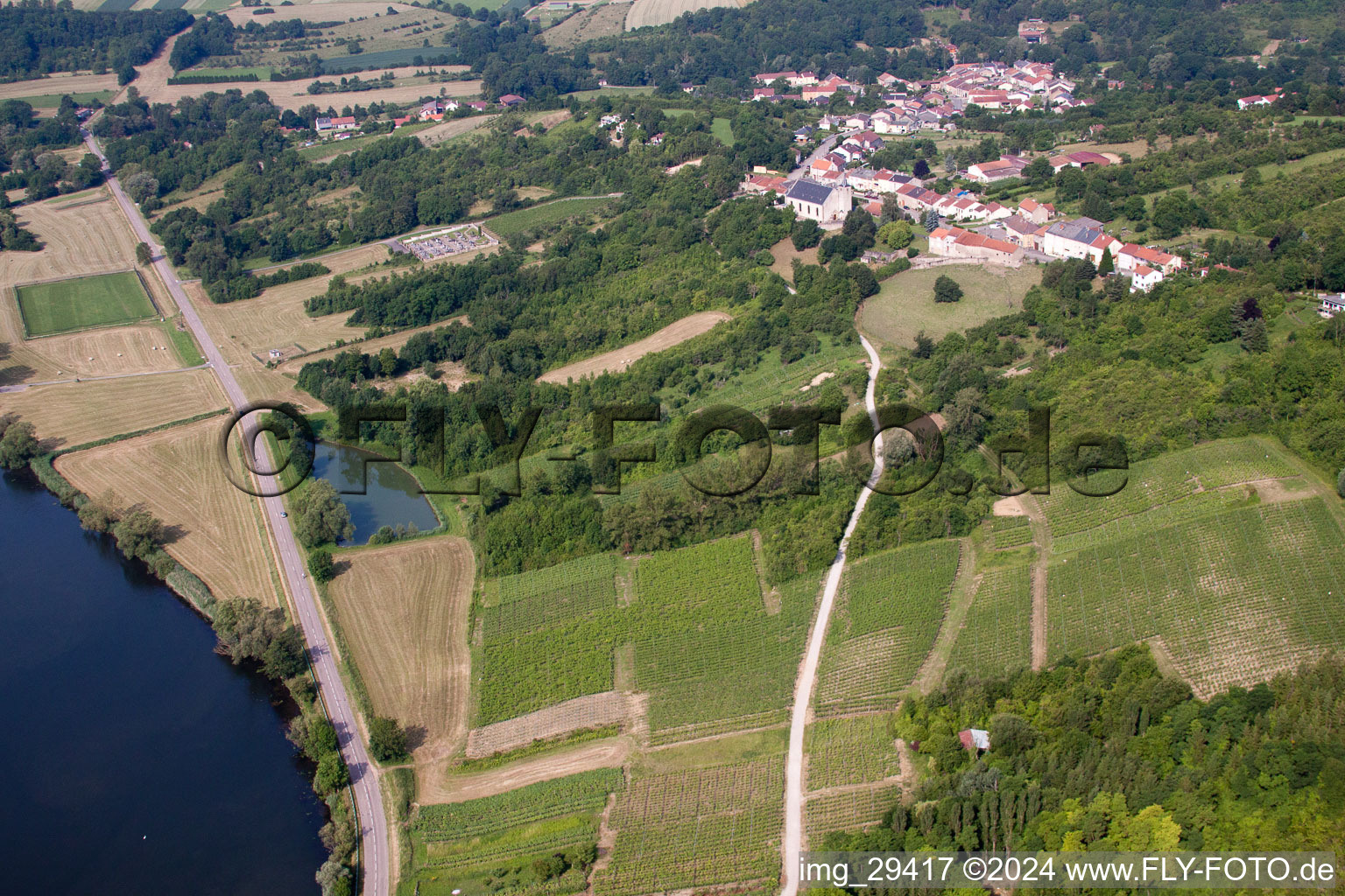 Vue aérienne de Haute-Kontz dans le département Moselle, France