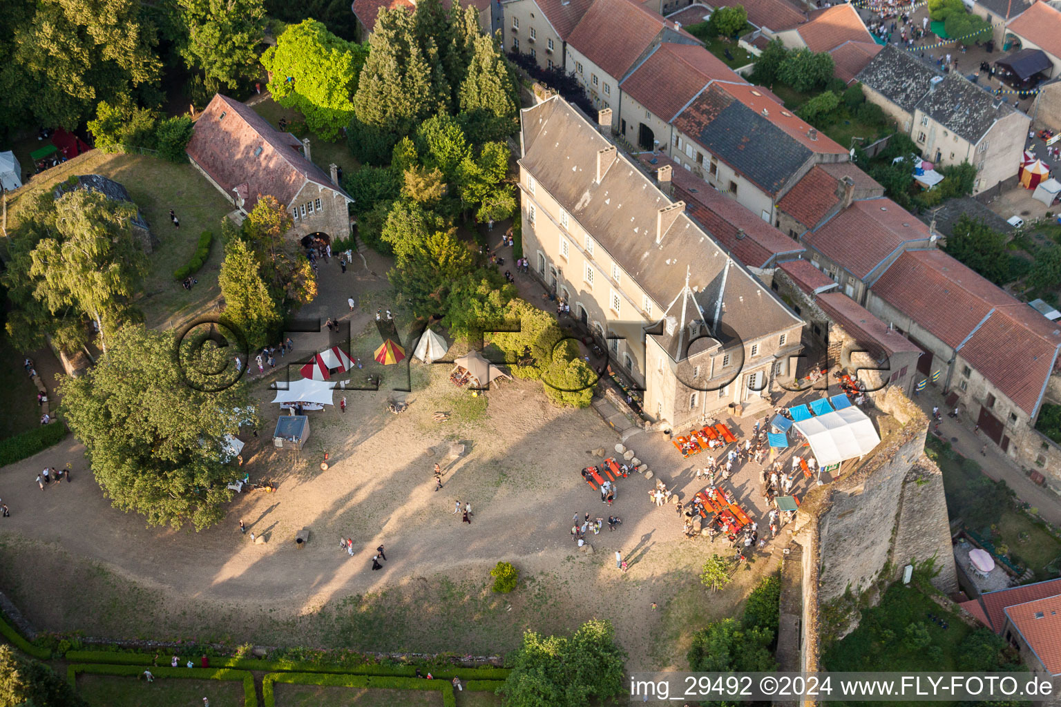 Vue oblique de Complexe du château du Veste Fort Rodemack à Rodemack dans le département Moselle, France