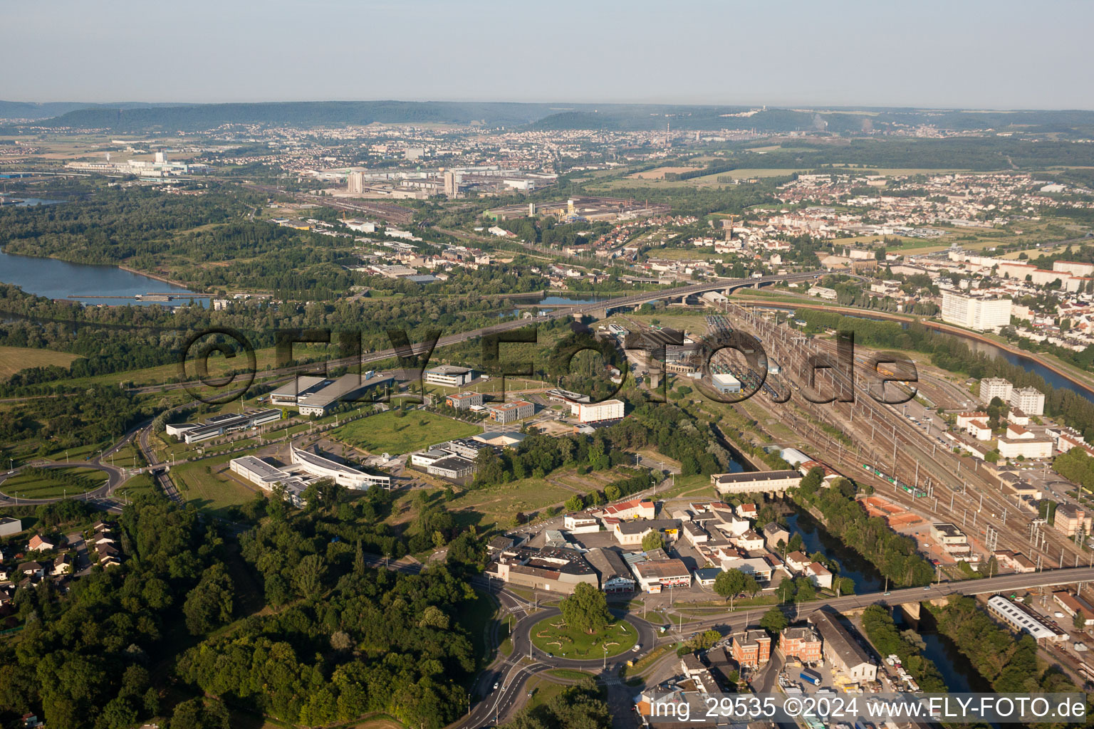 Vue aérienne de Yutz dans le département Moselle, France