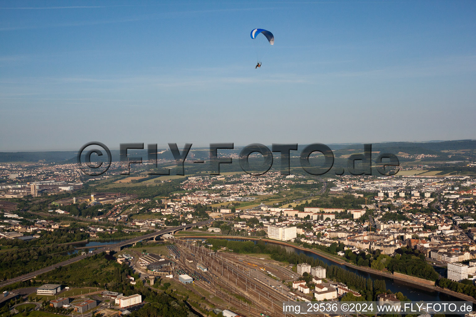 Vue aérienne de Thionville à Yutz dans le département Moselle, France