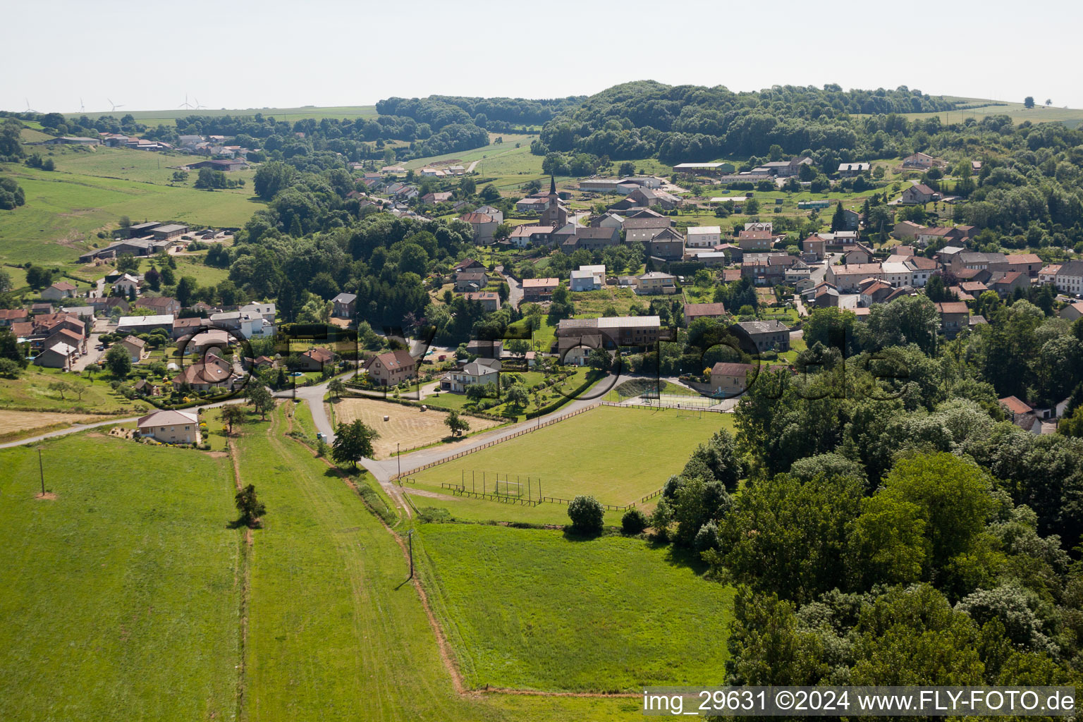 Vue aérienne de Manderen dans le département Moselle, France