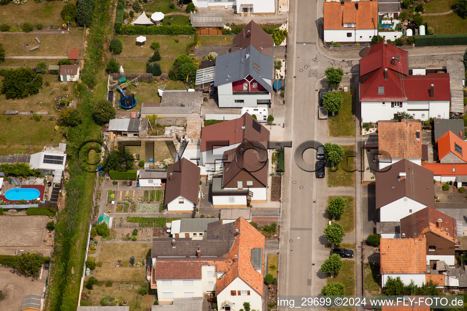 Vue aérienne de Haardtstr à Kandel dans le département Rhénanie-Palatinat, Allemagne