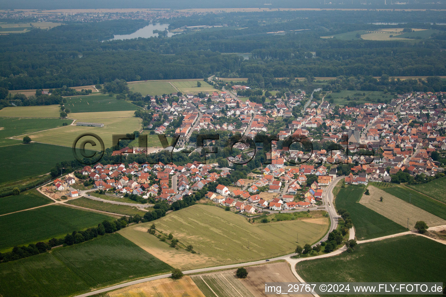 Neupotz dans le département Rhénanie-Palatinat, Allemagne vue d'en haut