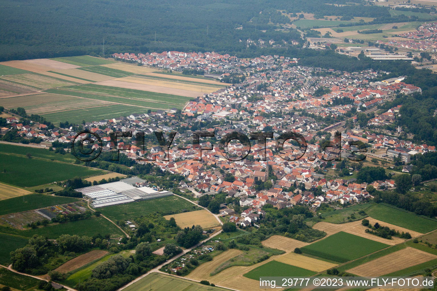 Vue oblique de Quartier Sondernheim in Germersheim dans le département Rhénanie-Palatinat, Allemagne