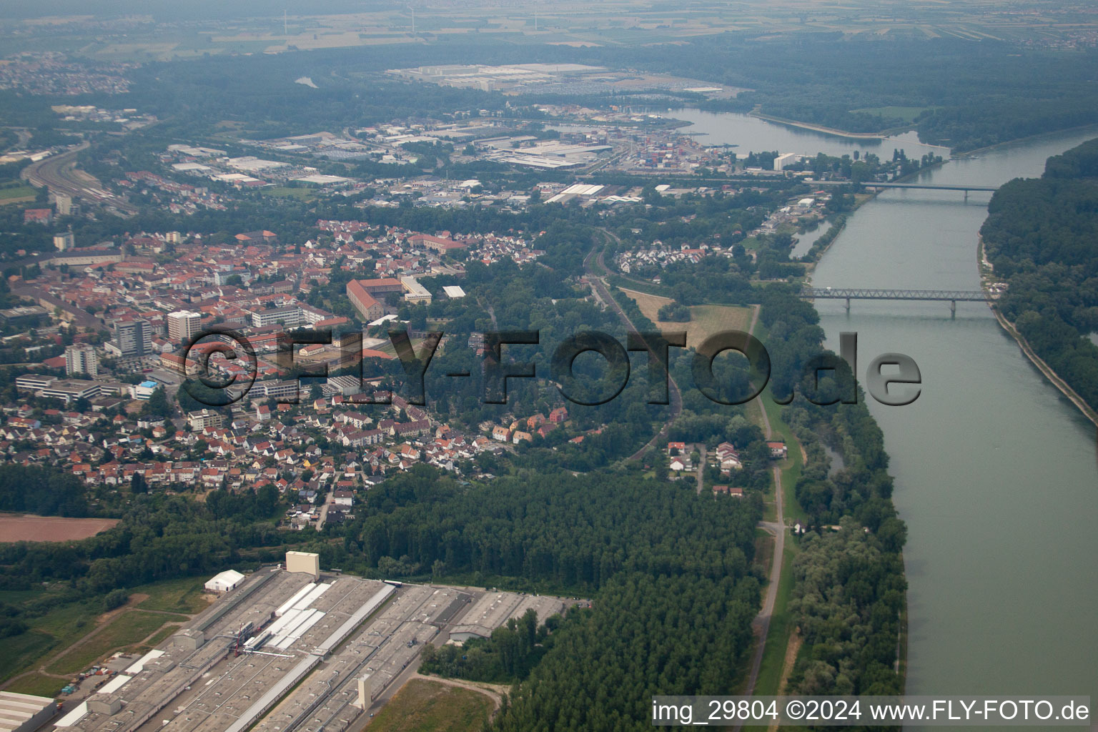 Vue aérienne de Du sud à Germersheim dans le département Rhénanie-Palatinat, Allemagne