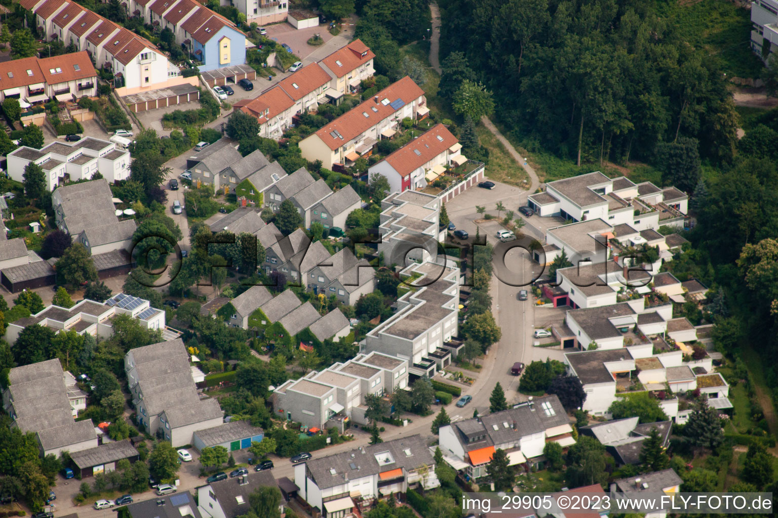 Vue aérienne de HD-Emmertsgrund, Botheplatz à le quartier Emmertsgrund in Heidelberg dans le département Bade-Wurtemberg, Allemagne