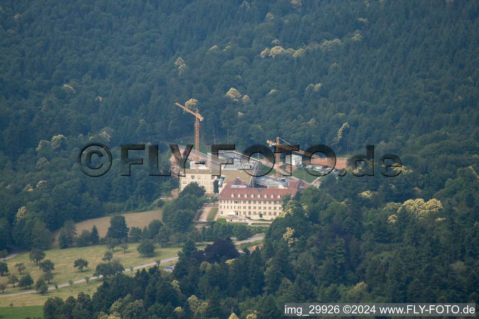 Vue aérienne de Speyerer Hof, Cliniques Schmieder à le quartier Königstuhl in Heidelberg dans le département Bade-Wurtemberg, Allemagne