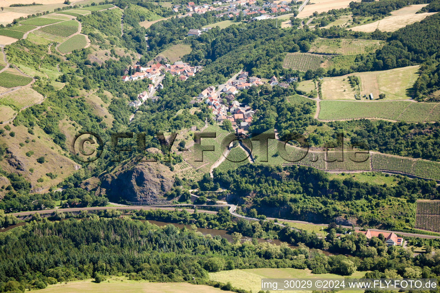 Photographie aérienne de Schloßböckelheim dans le département Rhénanie-Palatinat, Allemagne