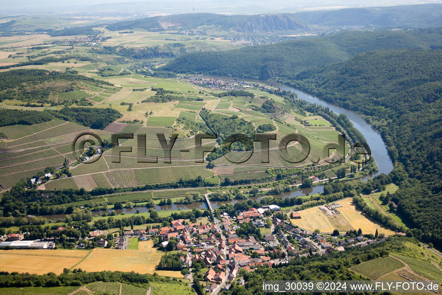 Vue aérienne de Zones riveraines de la Nahe à Oberhausen an der Nahe dans le département Rhénanie-Palatinat, Allemagne