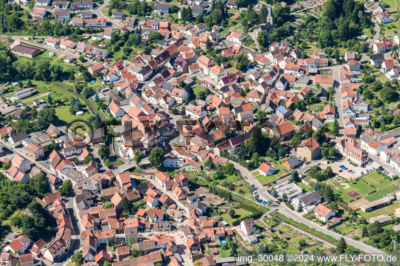 Vue aérienne de Zone des berges de la rivière Alsenz à Alsenz dans le département Rhénanie-Palatinat, Allemagne