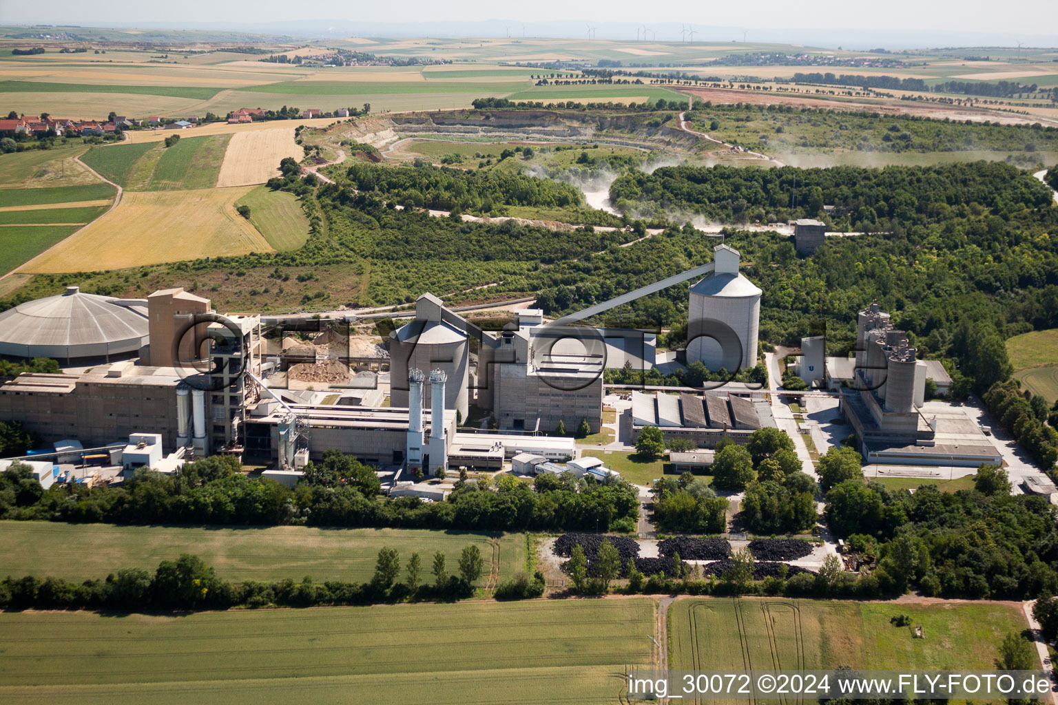 Photographie aérienne de Cimenterie Dyckerhoff à Göllheim dans le département Rhénanie-Palatinat, Allemagne