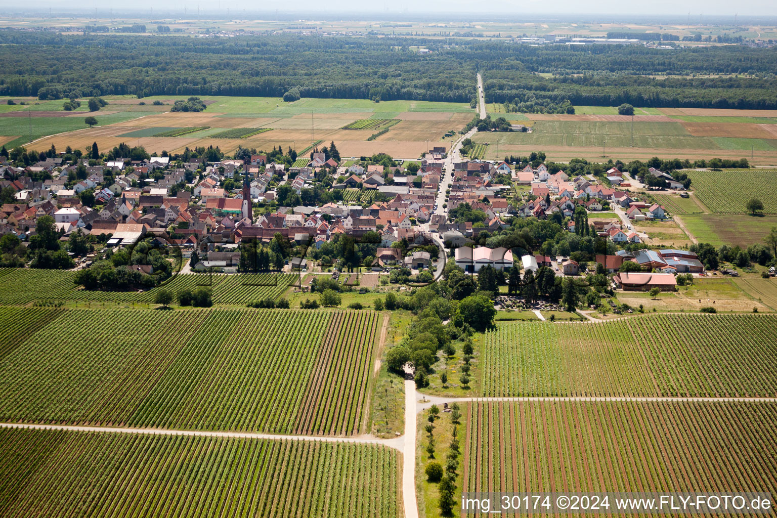 Hochstadt dans le département Rhénanie-Palatinat, Allemagne depuis l'avion