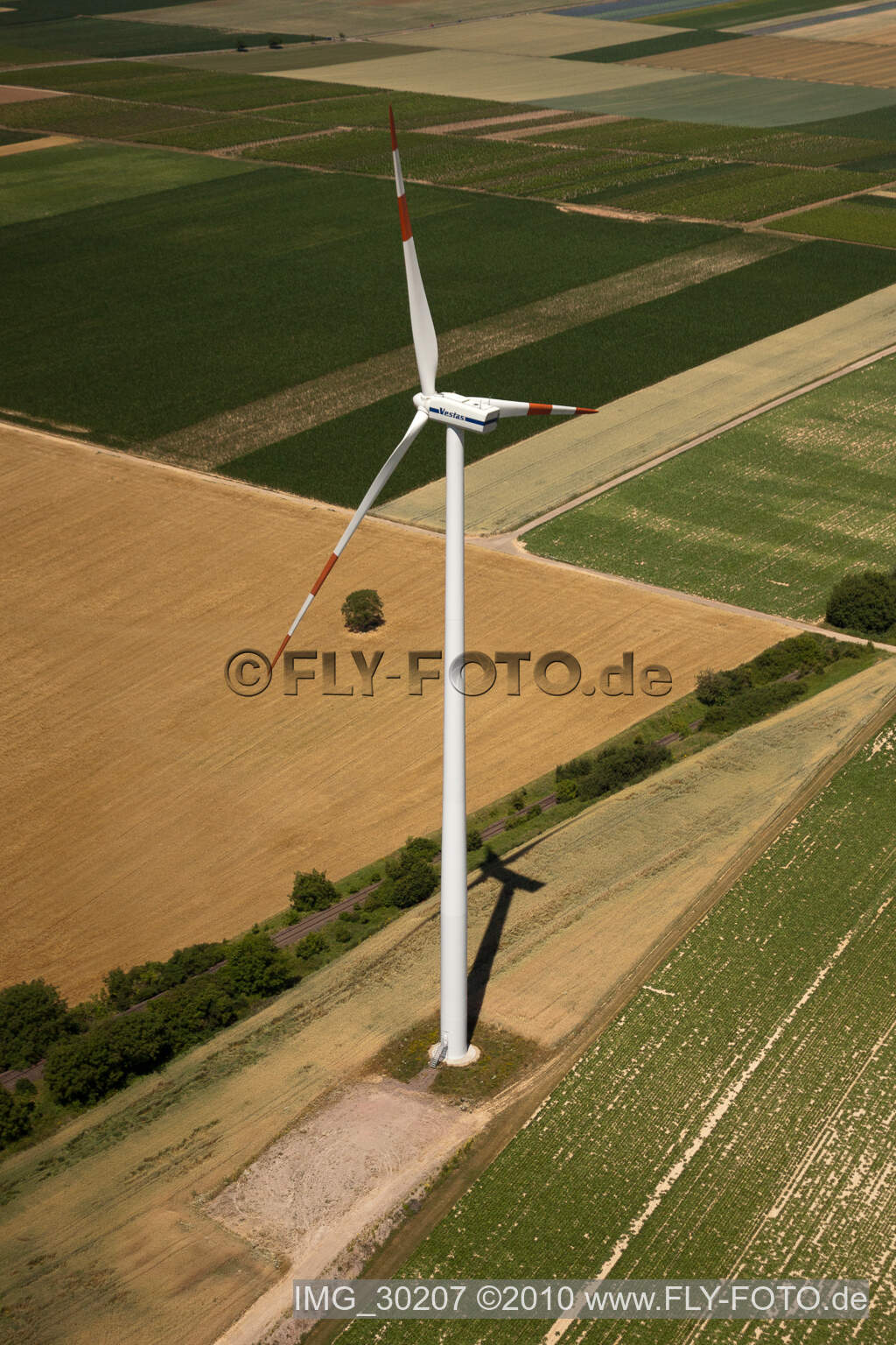 Photographie aérienne de Éoliennes à Offenbach an der Queich dans le département Rhénanie-Palatinat, Allemagne