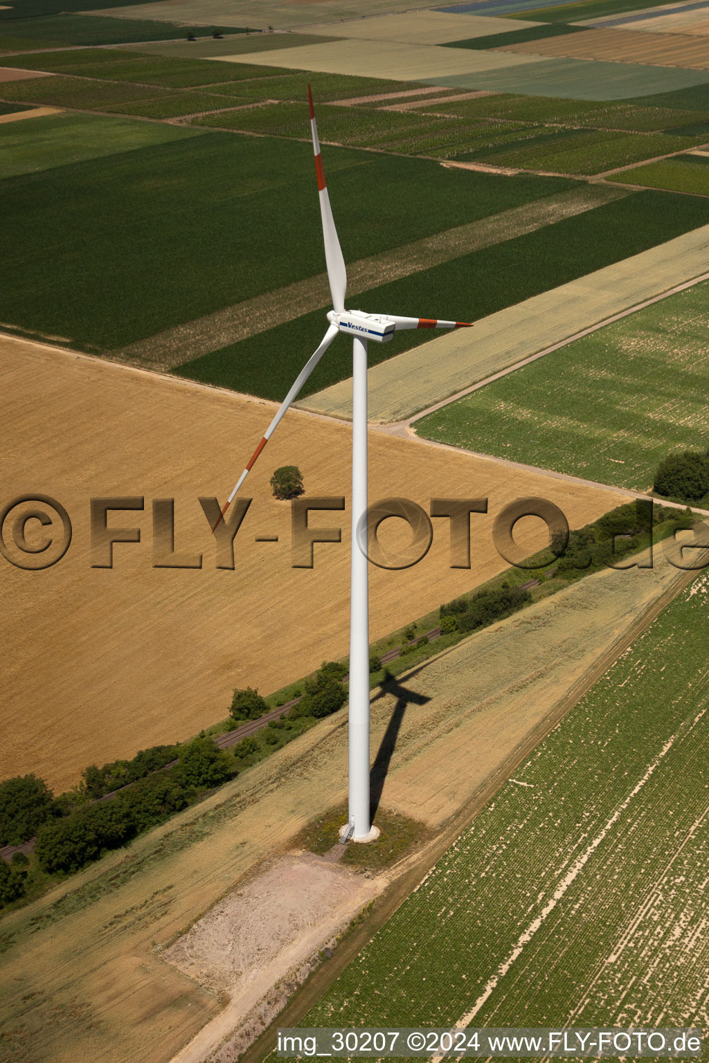 Photographie aérienne de Éoliennes à le quartier Offenbach in Offenbach an der Queich dans le département Rhénanie-Palatinat, Allemagne