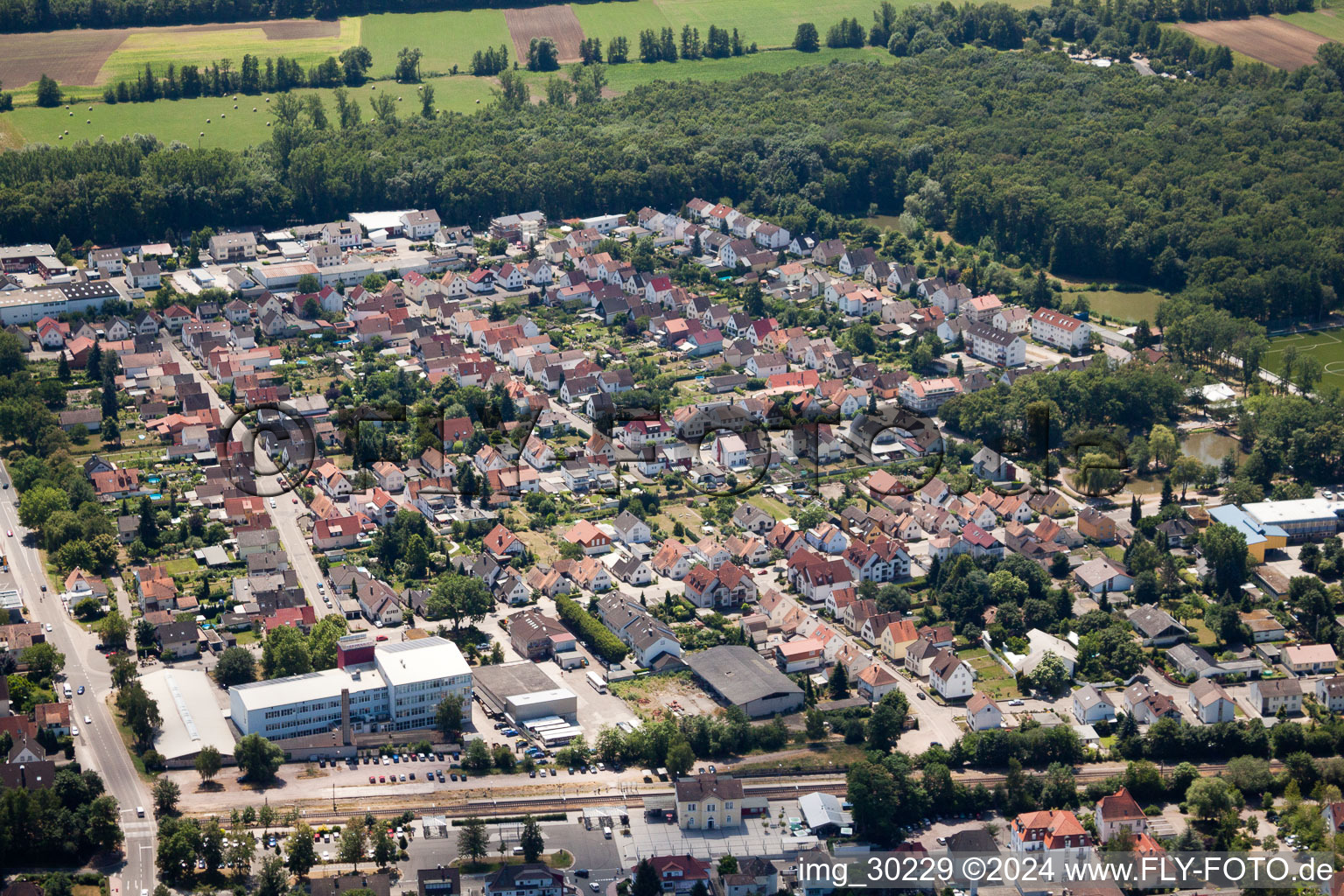 Règlement à Kandel dans le département Rhénanie-Palatinat, Allemagne du point de vue du drone