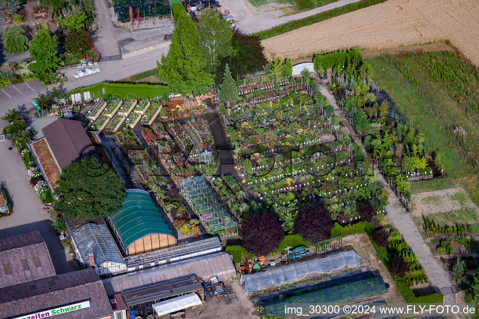 Temps de jardin noir à le quartier Bodersweier in Kehl dans le département Bade-Wurtemberg, Allemagne depuis l'avion