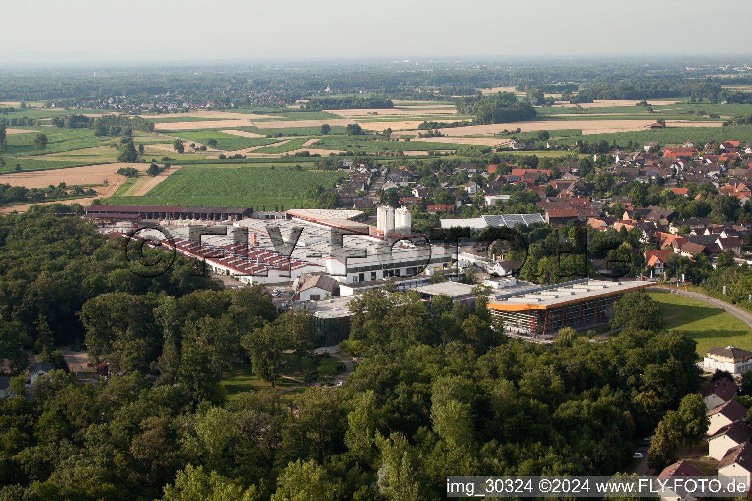 Vue oblique de Maison Weber à le quartier Linx in Rheinau dans le département Bade-Wurtemberg, Allemagne