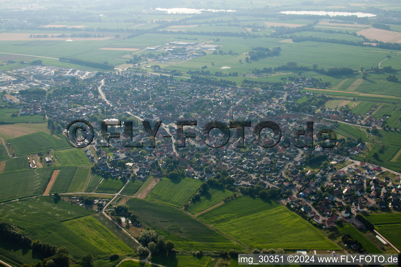 Kilstett dans le département Bas Rhin, France depuis l'avion