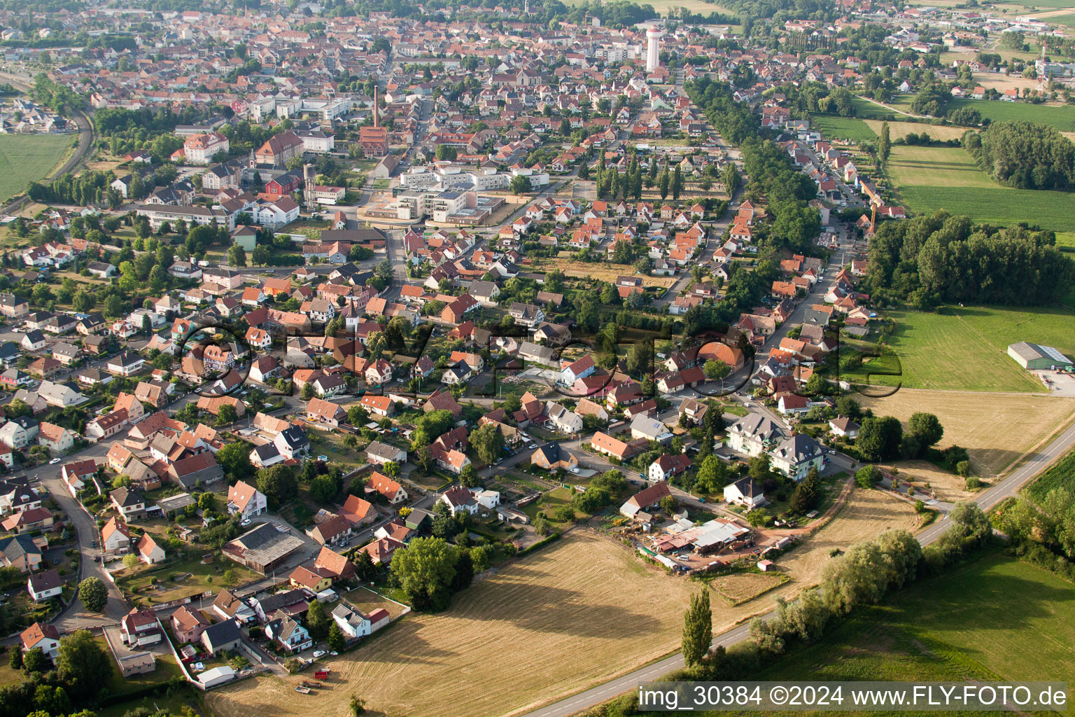 Image drone de Bischwiller dans le département Bas Rhin, France