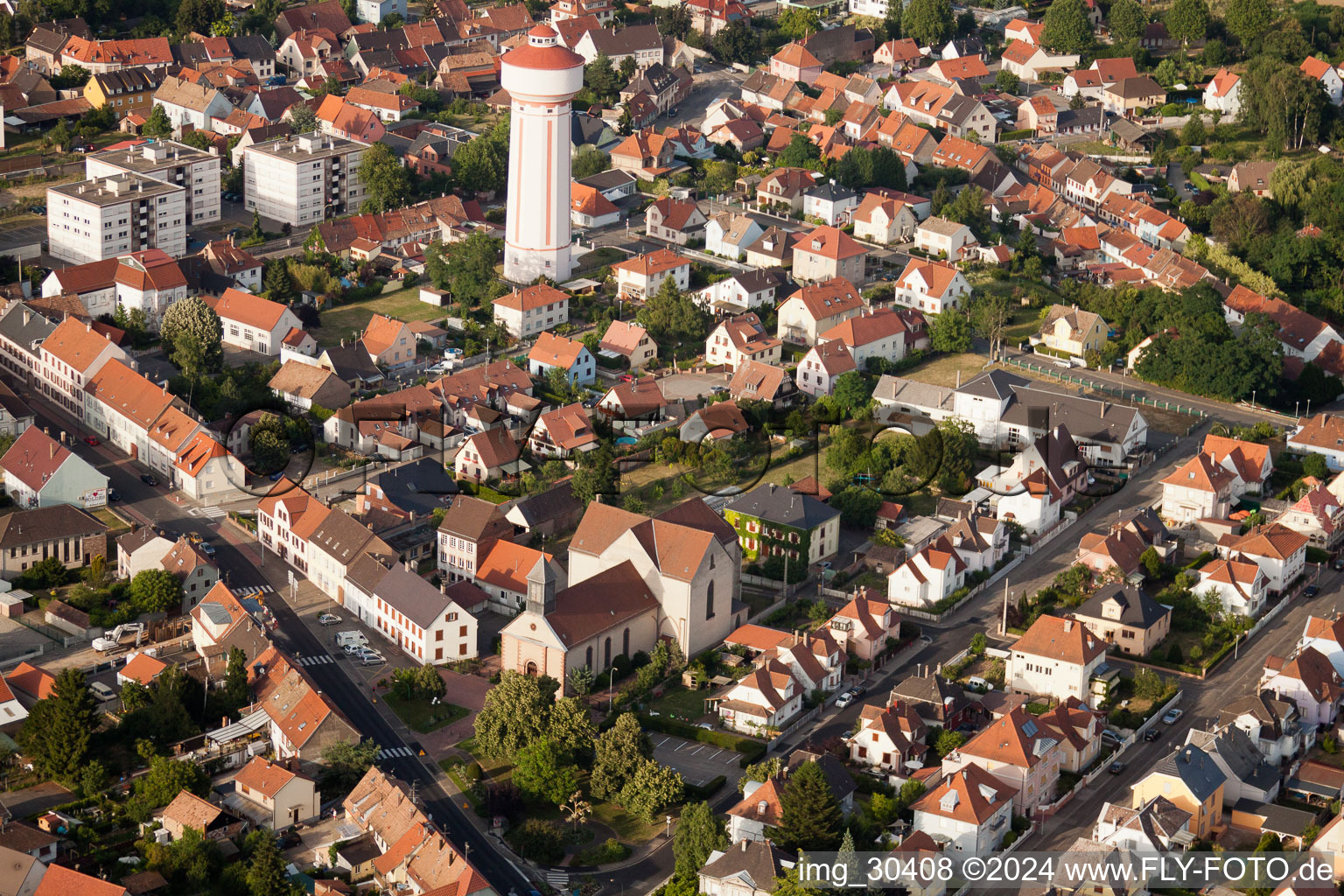 Bischwiller dans le département Bas Rhin, France depuis l'avion