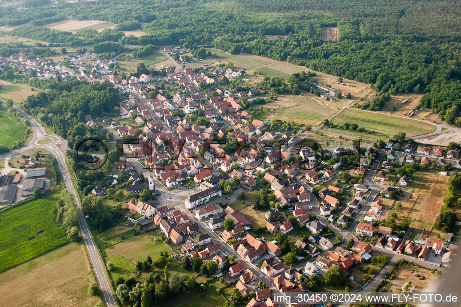 Oberhoffen-sur-Moder dans le département Bas Rhin, France hors des airs