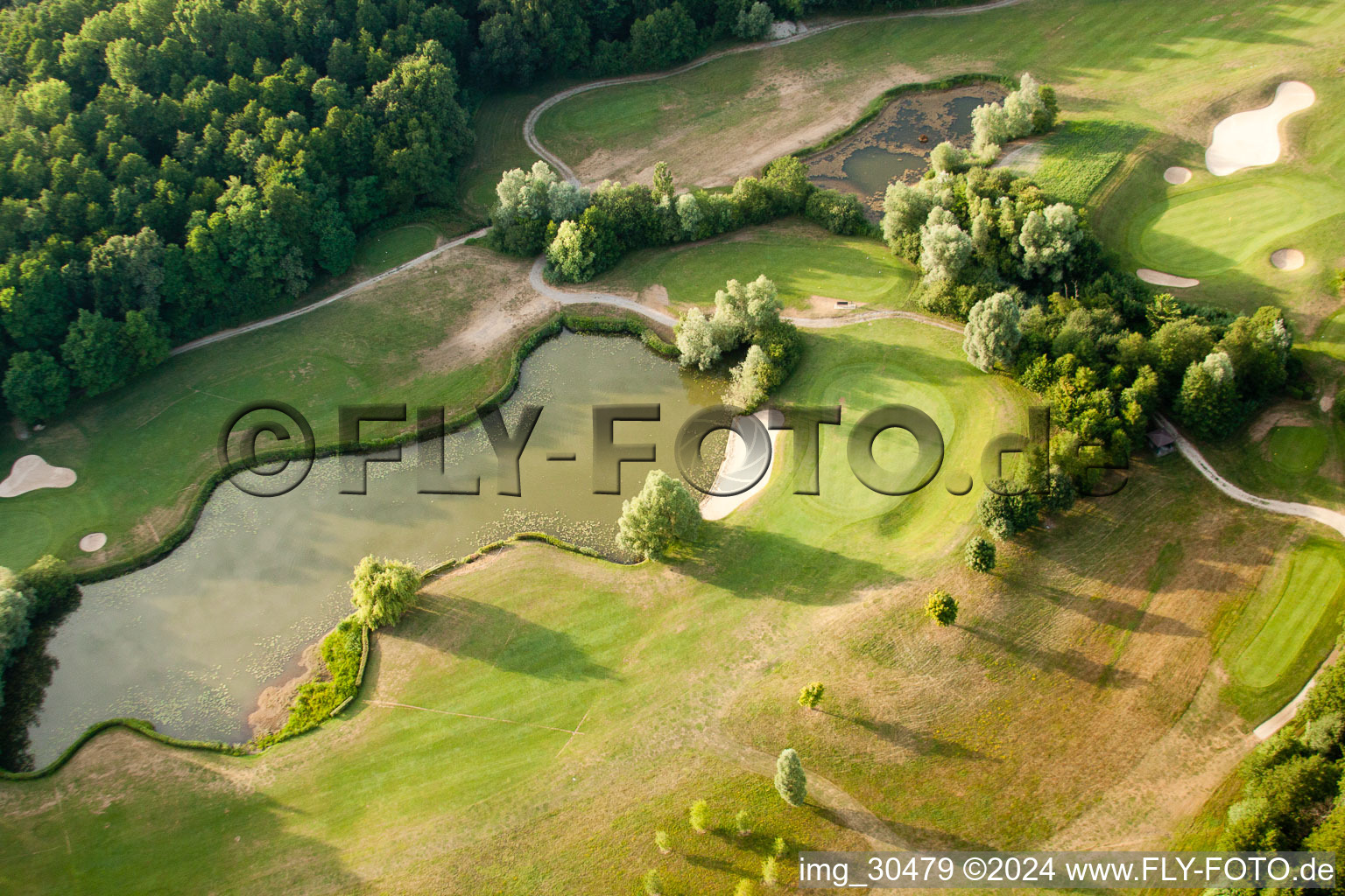 Club de golf Soufflenheim Baden-Baden à Soufflenheim dans le département Bas Rhin, France depuis l'avion